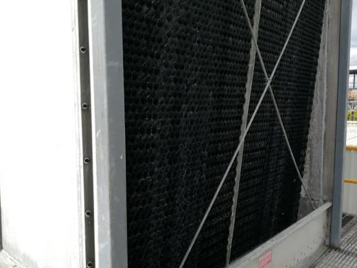Filtro de colado de PVC en torre de enfriamiento después de la descontaminación de Grupo GANNA